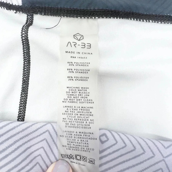 AR - 33 Workout Geometric Pattern Leggings XL - Picture 4 of 5